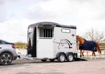 Touring_Country_Cheval